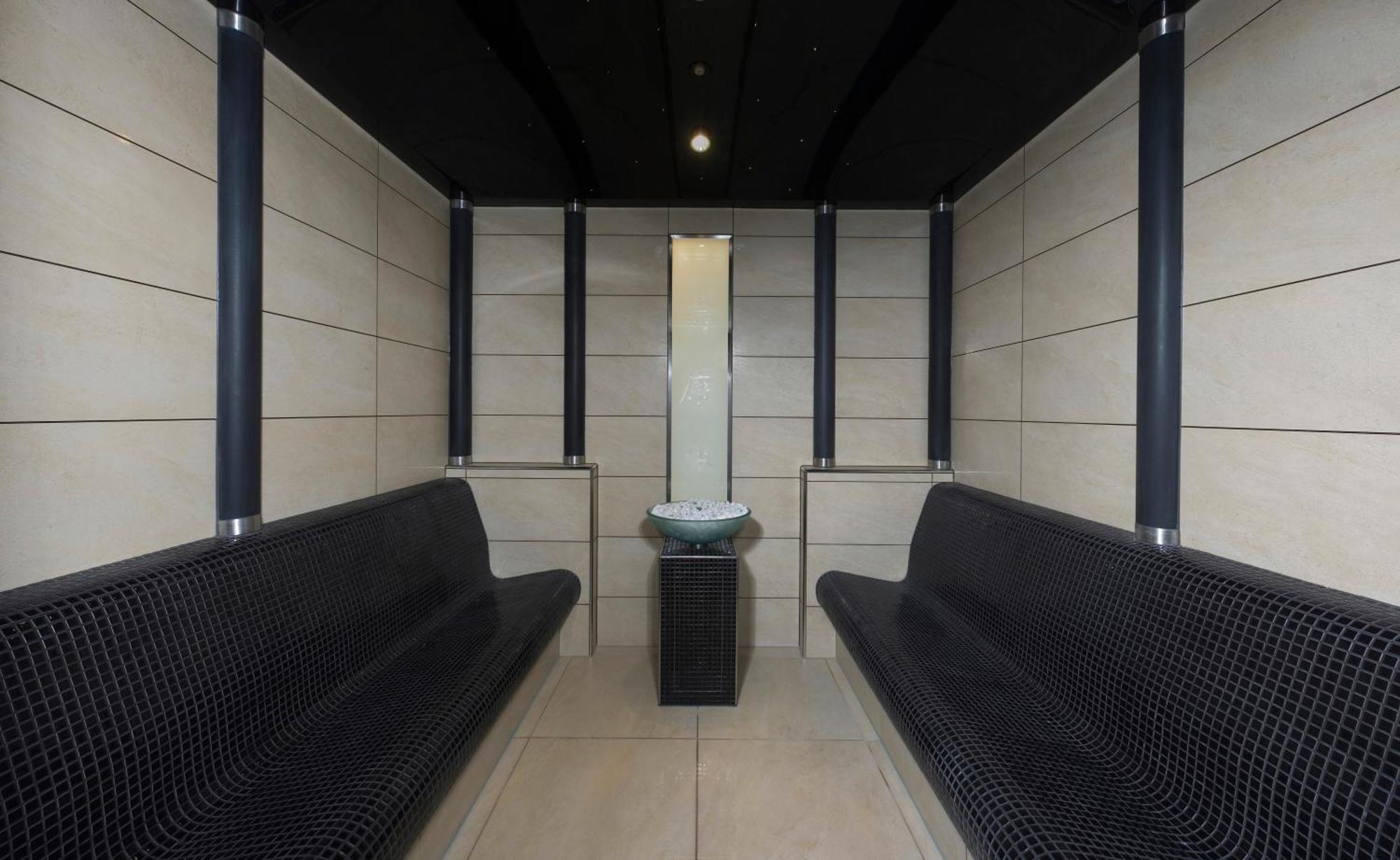 Hotel Antony Ischgl Bagian luar foto