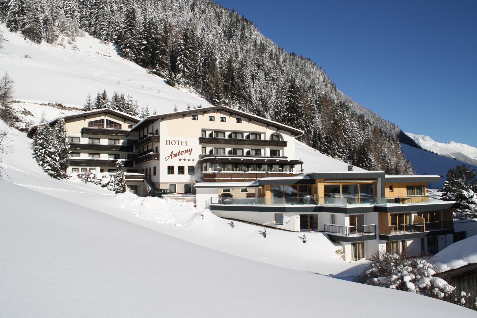 Hotel Antony Ischgl Bagian luar foto